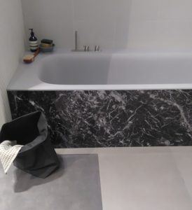 Bañera en Corian Gris y marmol